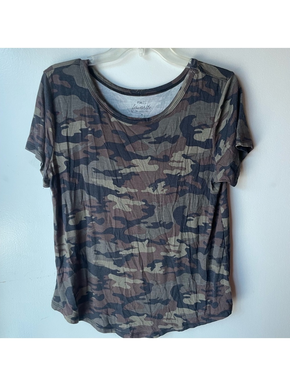 Rue 21 Juniors Medium Green Camo Short Sleeve Tee Tote11